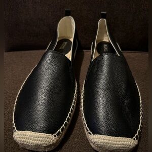 BRAND NEW W/O TAGS. Michael Kors leather women’s espadrilles. Sz 11. Black color